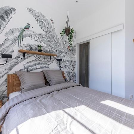 Iqs Rooms - Chambre Double Avec Salle De Bain Luxembourg By Eksteriør billede
