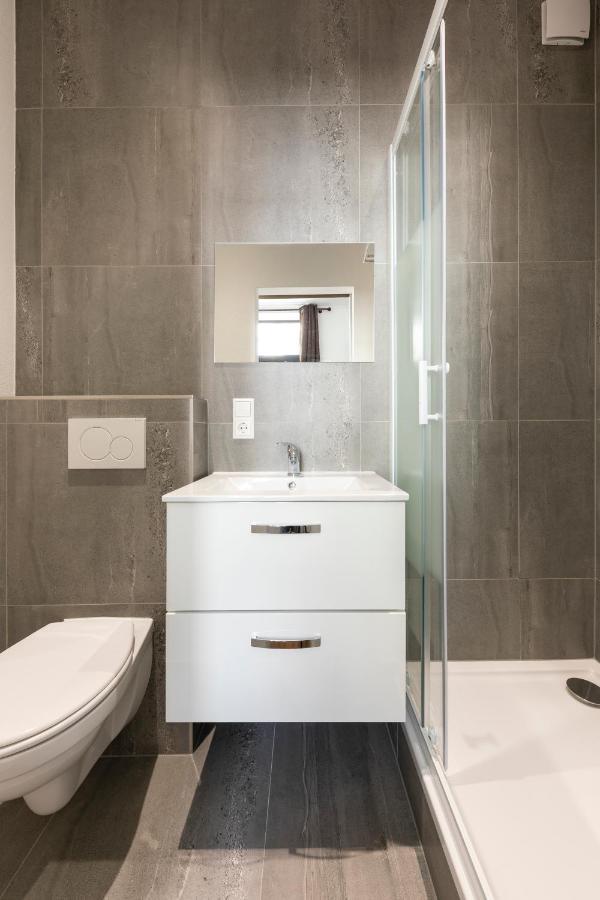 Iqs Rooms - Chambre Double Avec Salle De Bain Luxembourg By Eksteriør billede